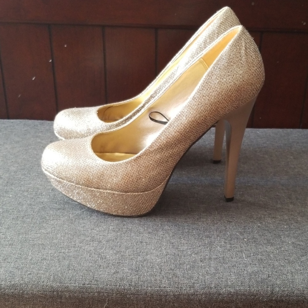 Platform heels - Picture 2 of 2